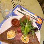 Photo n° 3 de l'avis de Val.t fait le 25/05/2024 à 13:24 pour Cour Sarrasine crêperie à Valognes