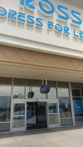 Clothing Store «Ross Dress for Less», reviews and photos, 7290 191st St, Tinley Park, IL 60477, USA