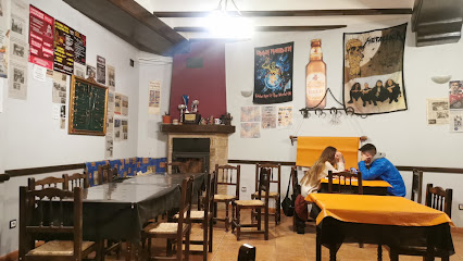 Bar Restaurante Casa Paquita - C. Mayor, 29, 44145 Allepuz, Teruel, Spain
