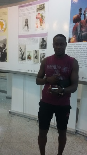 Shopping Mall «Howard and Western Shopping Center», reviews and photos, 7510 N Western Ave, Chicago, IL 60645, USA