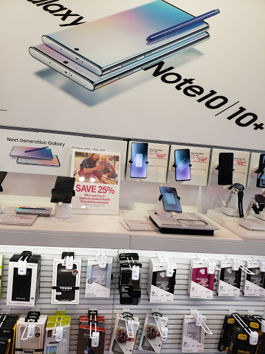 Cell Phone Store «T-Mobile», reviews and photos, 25 E Sunrise Hwy, Freeport, NY 11520, USA