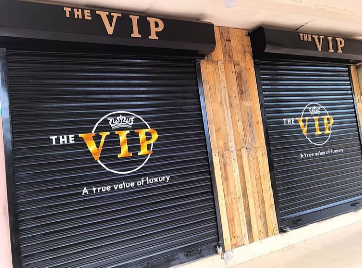 The VIP Bar & lounge