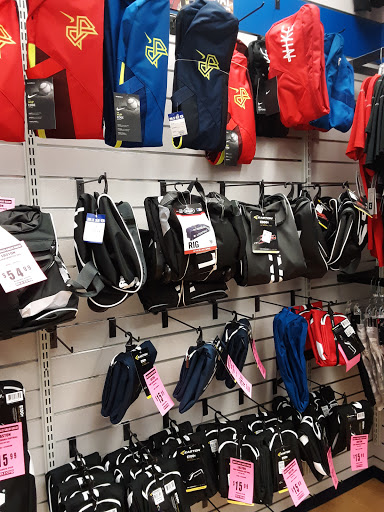 Sporting Goods Store «Big 5 Sporting Goods - Longview», reviews and photos, 600 Triangle Shopping Center #150, Longview, WA 98632, USA