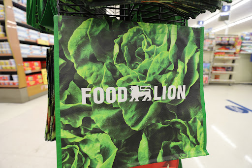 Grocery Store «Food Lion», reviews and photos, 5021 Trotwood Ave Ste 7, Columbia, TN 38401, USA