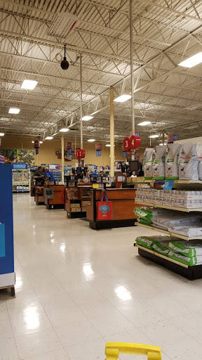 Pet Supply Store «PetSmart», reviews and photos, 2677 E Main St, Plainfield, IN 46168, USA