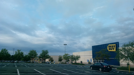 Electronics Store «Best Buy», reviews and photos, 20914 N Frederick Rd, Germantown, MD 20876, USA