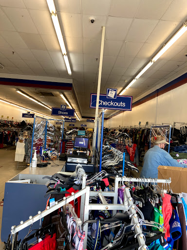 Thrift Store «Goodwill Industries of Greater Cleveland & East Central Ohio», reviews and photos, 12650A Rockside Rd, Cleveland, OH 44125, USA