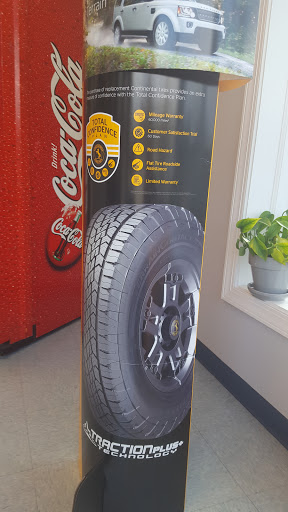 Auto Repair Shop «United Tire & Service of East Caln», reviews and photos, 980 E Lancaster Ave, Downingtown, PA 19335, USA