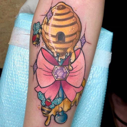 Explore et tattoo ideas, creative tattoo ideas in Virginia Beach, available at Studio Evolve