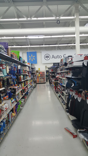 Tire Shop «Walmart Tires & Auto Parts», reviews and photos, 10562 Belleville Rd, Belleville, MI 48111, USA