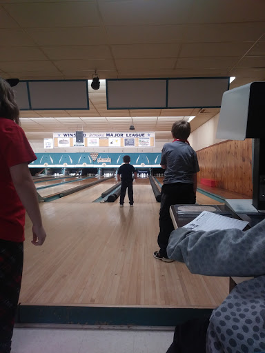 Bowling Alley «Laurel Duckpin Bowling Lanes», reviews and photos, 266 Main St, Winsted, CT 06098, USA