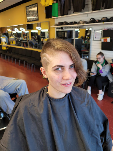 Barber Shop «100 Degrees Barber Shop», reviews and photos, 8120 Mall Pkwy #420, Lithonia, GA 30038, USA