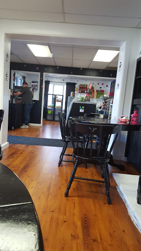 Bakery «Sugar Stop Cake Shop», reviews and photos, 627 W Railroad Ave, Shelton, WA 98584, USA