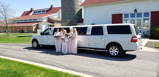 Community Center «The Byron Colby Barn», reviews and photos, 1561 Jones Point Rd, Grayslake, IL 60030, USA