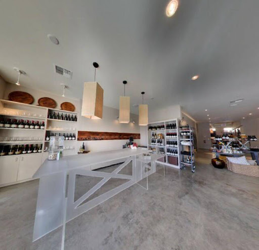 Wine Bar «La Crema Tasting Room», reviews and photos, 235 Healdsburg Ave, Healdsburg, CA 95448, USA