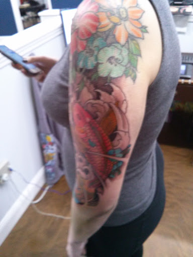 Tattoo Shop «Electric Tattoo Parlor , Piercing, and Tattoo Removal.», reviews and photos, 2319 Randall Rd, Carpentersville, IL 60110, USA