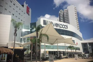 Plaza Malecon Americas image