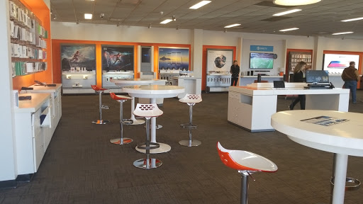 Cell Phone Store «AT&T», reviews and photos, 7110 Rogers Ave #100, Fort Smith, AR 72903, USA
