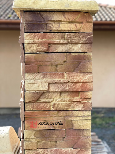 Rock Stone - Kertészkedő