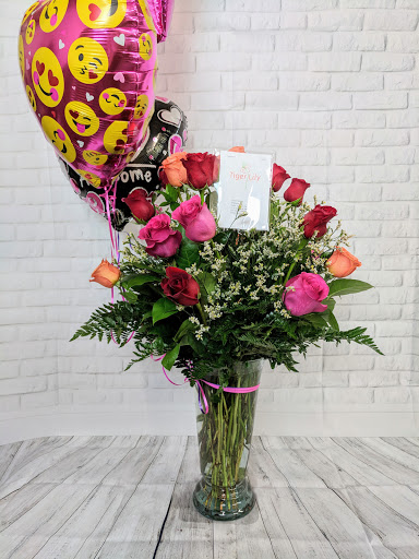 Florist «Tiger Lily Florist», reviews and photos, 10271 S Eastern Ave #113, Henderson, NV 89052, USA