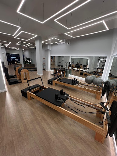 Logo da empresa - Luques Pilates - Blumenau