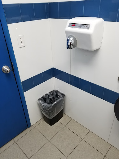 Laundromat «Clean Rite Center 24 HOURS», reviews and photos, 4352 Bronx Blvd, Bronx, NY 10466, USA