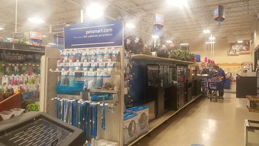 Pet Supply Store «PetSmart», reviews and photos, 3439 Princeton Rd, Hamilton, OH 45011, USA