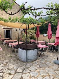 Atmosphère du Restaurant français RESTAURANT DU PONT à Castelfranc - n°3