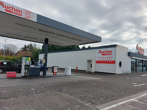 Épicerie Auchan station service 24/24 Ostwald