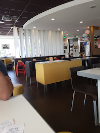 Atmosphère du Restauration rapide McDonald's à Varennes-Vauzelles - n°11