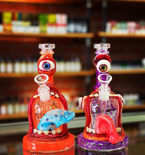 Vaporizer Store «Smokers Wonderland and Convenience Store», reviews and photos, 34785 Grand River Ave, Farmington, MI 48335, USA