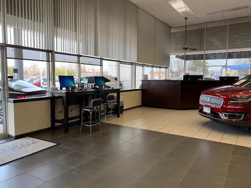 Car Dealer «Jack Schmitt Ford Lincoln», reviews and photos, 1820 Vandalia St, Collinsville, IL 62234, USA