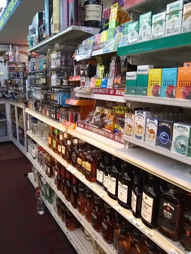 Liquor Store «Big Discount Liquor», reviews and photos, 12100 Co Rd 11, Burnsville, MN 55337, USA