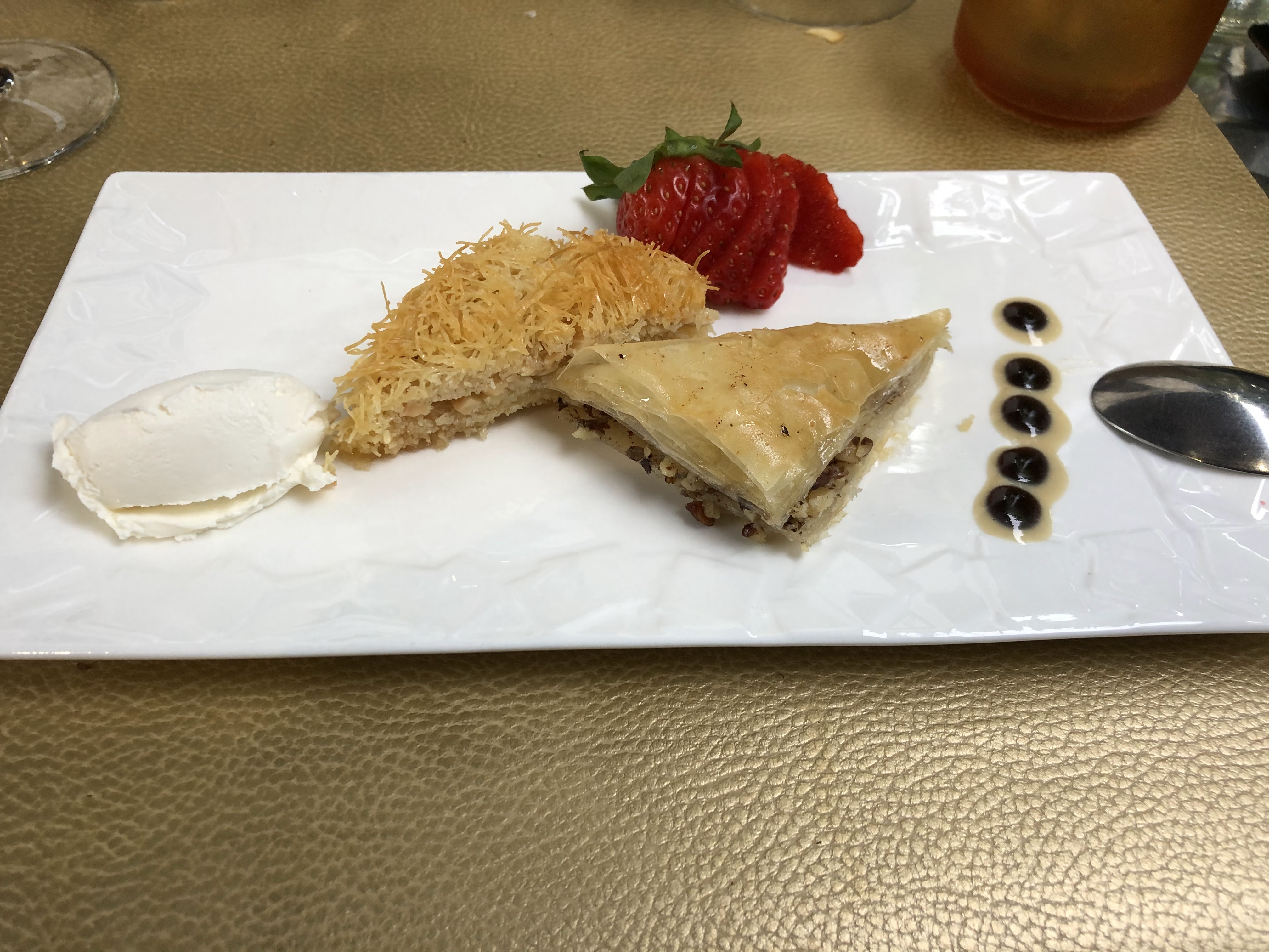 Photo n° 3 de l'avis de Youssef.o fait le 04/06/2020 à 20:18