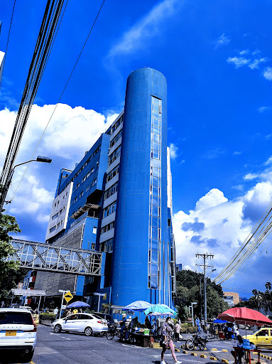 Centro Médico Imbanaco | Torre A