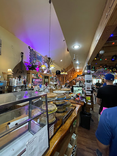 Family Restaurant «Blueberry Hills Farm», reviews and photos, 1315 Washington St, Manson, WA 98831, USA