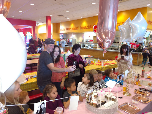 Shopping Mall «Bell Towne Plaza», reviews and photos, 245 E Bell Rd, Phoenix, AZ 85022, USA