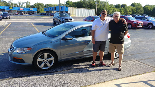 Volkswagen Dealer «Volkswagen Springfield», reviews and photos, 3145 S Campbell Ave, Springfield, MO 65807, USA