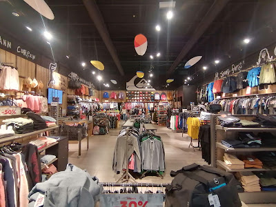 Quiksilver Outlet à Coquelles