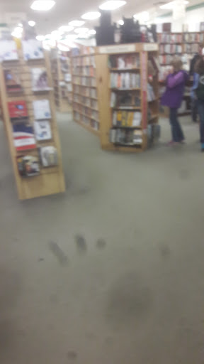 Book Store «Half Price Books», reviews and photos, 4000 Oxford Dr, Bethel Park, PA 15102, USA