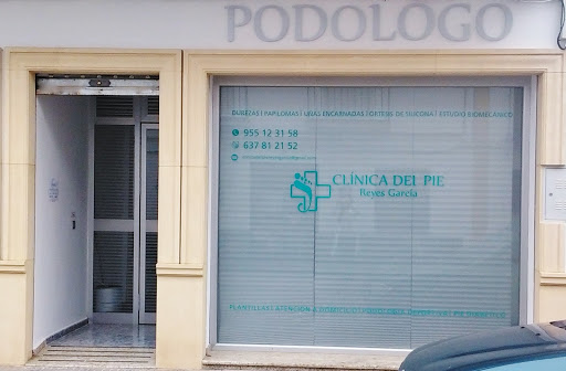 Clínica Podológica Reyes García en Lora del Río, Sevilla