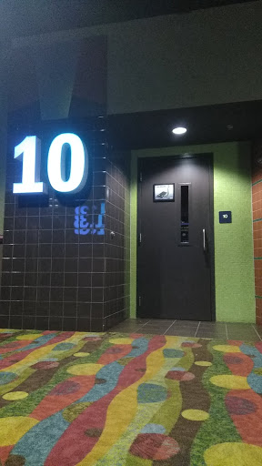 Movie Theater «Regal Cinemas Dickson City 14 & IMAX», reviews and photos, 3909 Commerce Blvd, Dickson City, PA 18519, USA