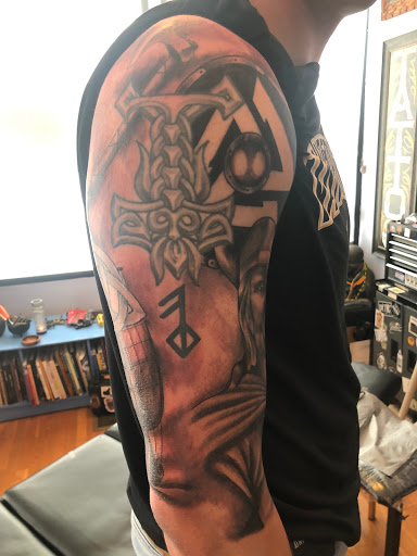 Tattoo Shop «Studio Seven Design LLC», reviews and photos, 1324A Main St, Cincinnati, OH 45202, USA