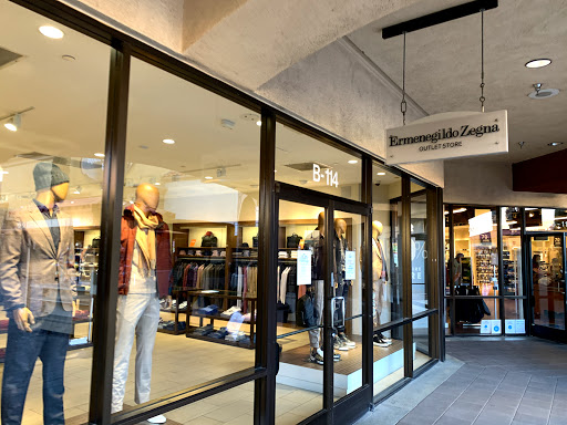 Shopping Mall «Desert Hills Premium Outlets», reviews and photos, 48400 Seminole Dr, Cabazon, CA 92230, USA