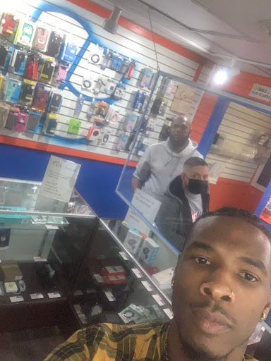 Electronics Repair Shop «PC Tech Computer Store», reviews and photos, 901 Main St, Pawtucket, RI 02860, USA