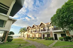 Lafaayette Luxury Suites Resort image