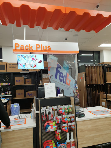 Print Shop «FedEx Office Print & Ship Center», reviews and photos, 4417 Hartwick Rd, College Park, MD 20740, USA