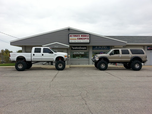 Car Stereo Store «Ultimate Mobile Concepts», reviews and photos, 2517 16th Ave SW, Cedar Rapids, IA 52404, USA