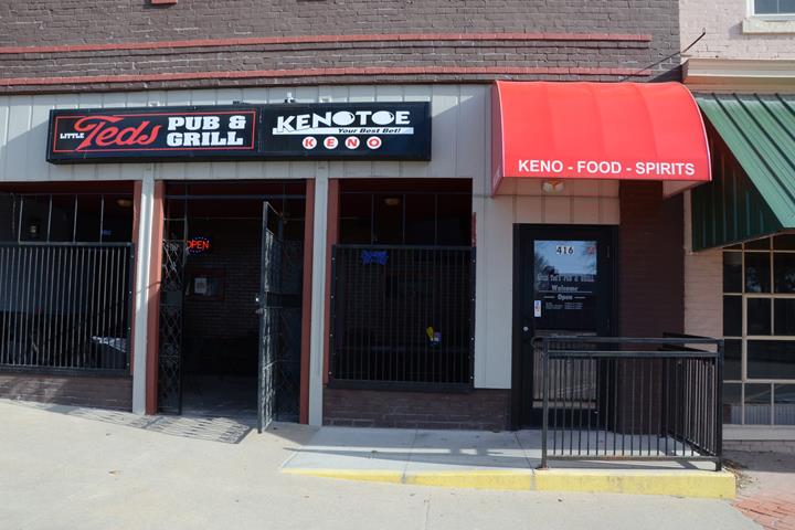 Little Ted's Pub & Grill 68410