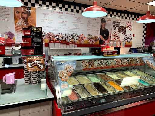 Ice Cream Shop «Cold Stone Creamery», reviews and photos, 3105 Northline Ave, Greensboro, NC 27408, USA